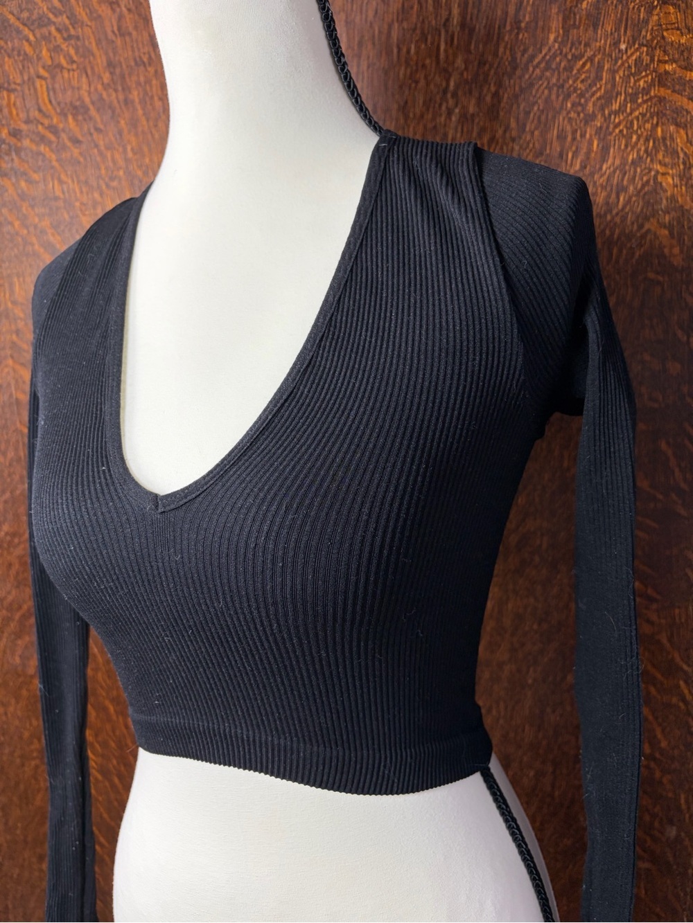 Out From Under Plunge V-Neck Cropped Ribbed Long Sleeve Top Black - Picture 4 of 5